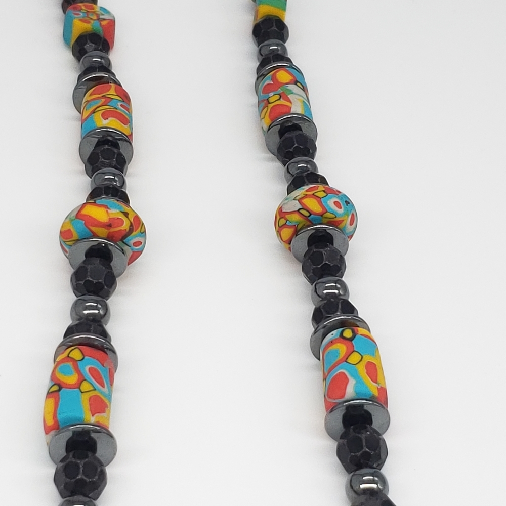 Handmade Beaded Necklace - Picture 3 of 11
